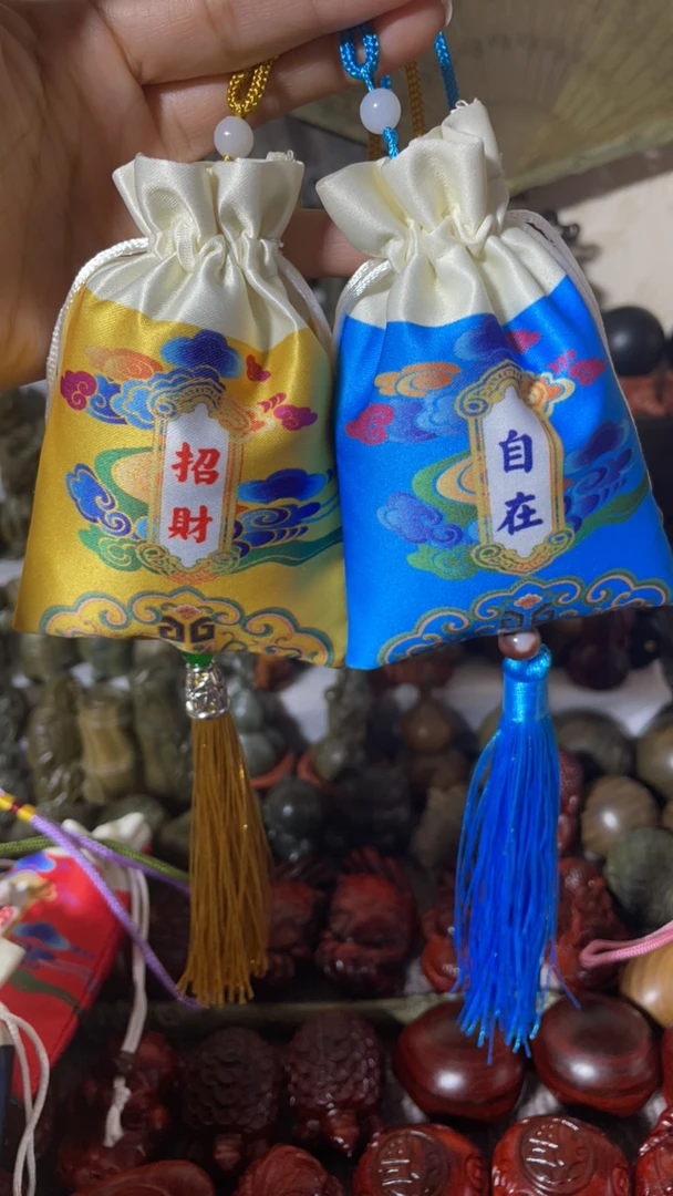 绿檀粉香包车挂，衣柜香包（下单备注颜色）