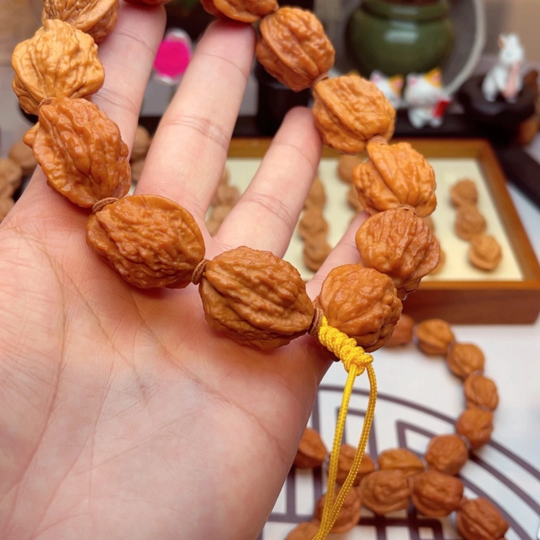 文玩核桃手串蛤蟆头