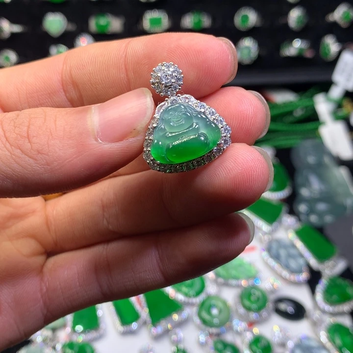 【闪购商品】翡翠颈饰银S925镶嵌李**_佛公吊坠