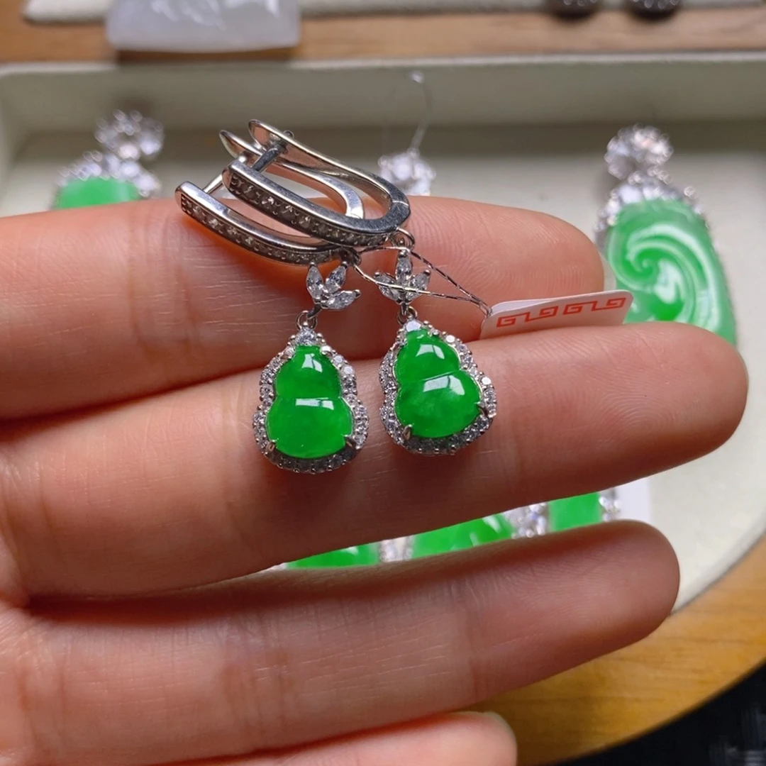 翡翠颈饰银S925镶嵌葫芦耳坠