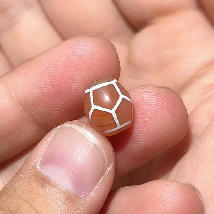 未镶嵌玛瑙/玉髓珠宝奇石