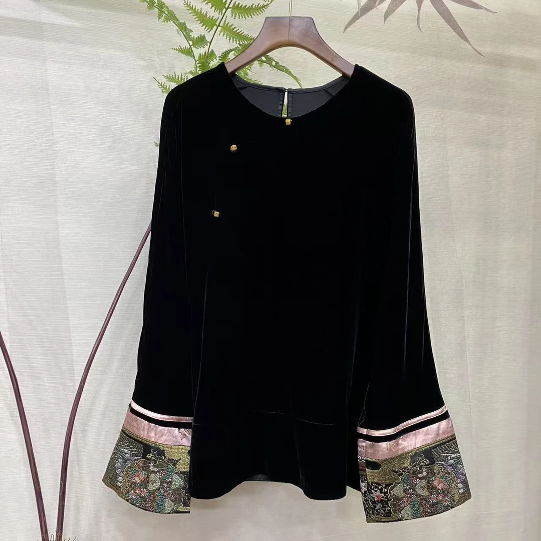 知羽香云【絮晚】复古新中式真丝丝绒圆领国风刺绣早秋上衣ZY825804