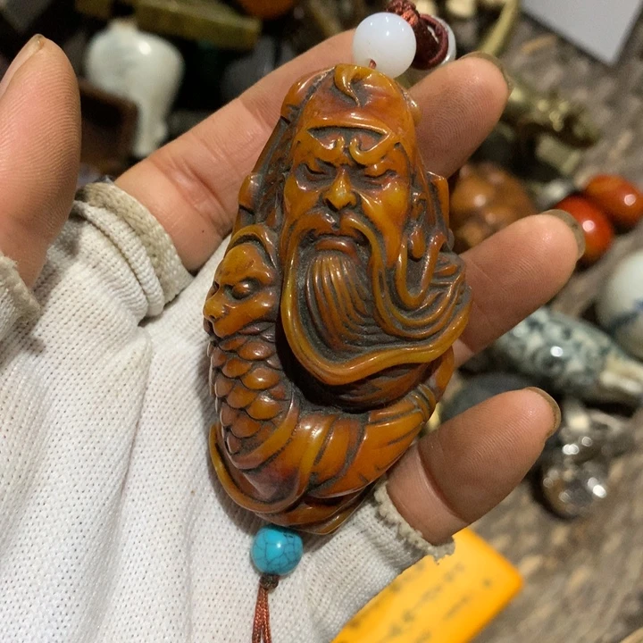 金***换瓷片同事在外面吃了一顿