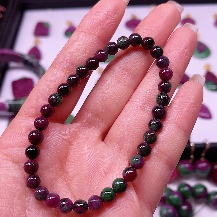 红宝石手串未镶嵌