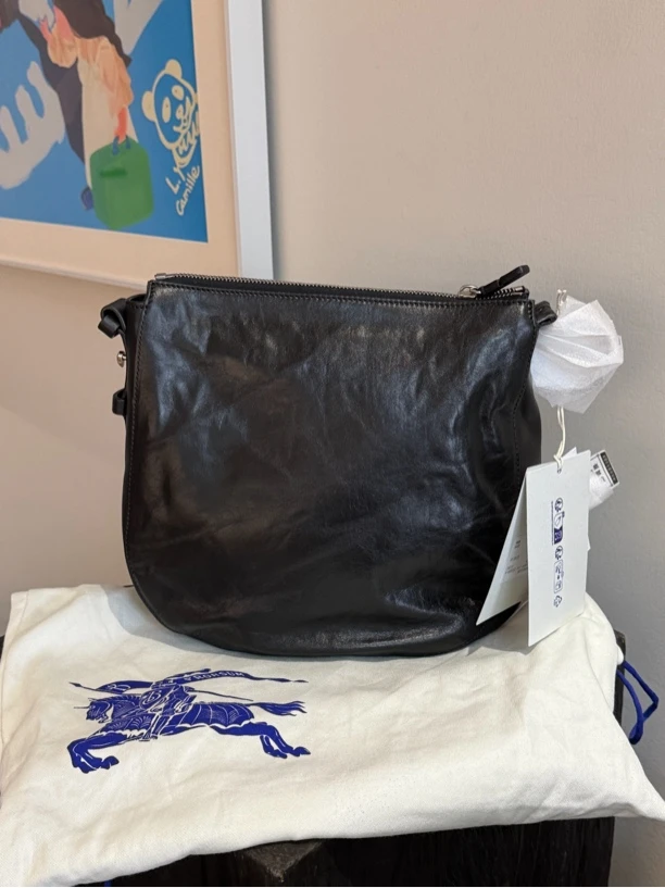 未使用 BURBERRY/博柏利 knight 黑银牛皮 骑士包 单肩斜挎包