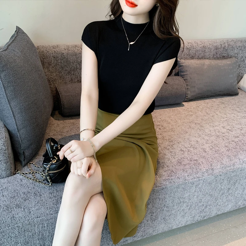 夏季设计感冰丝短袖T恤上衣2025新款修身显瘦薄款半高领针织衫女