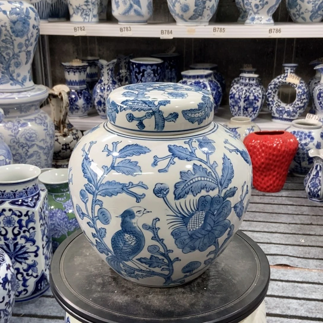 摆件茶叶罐手绘釉下彩