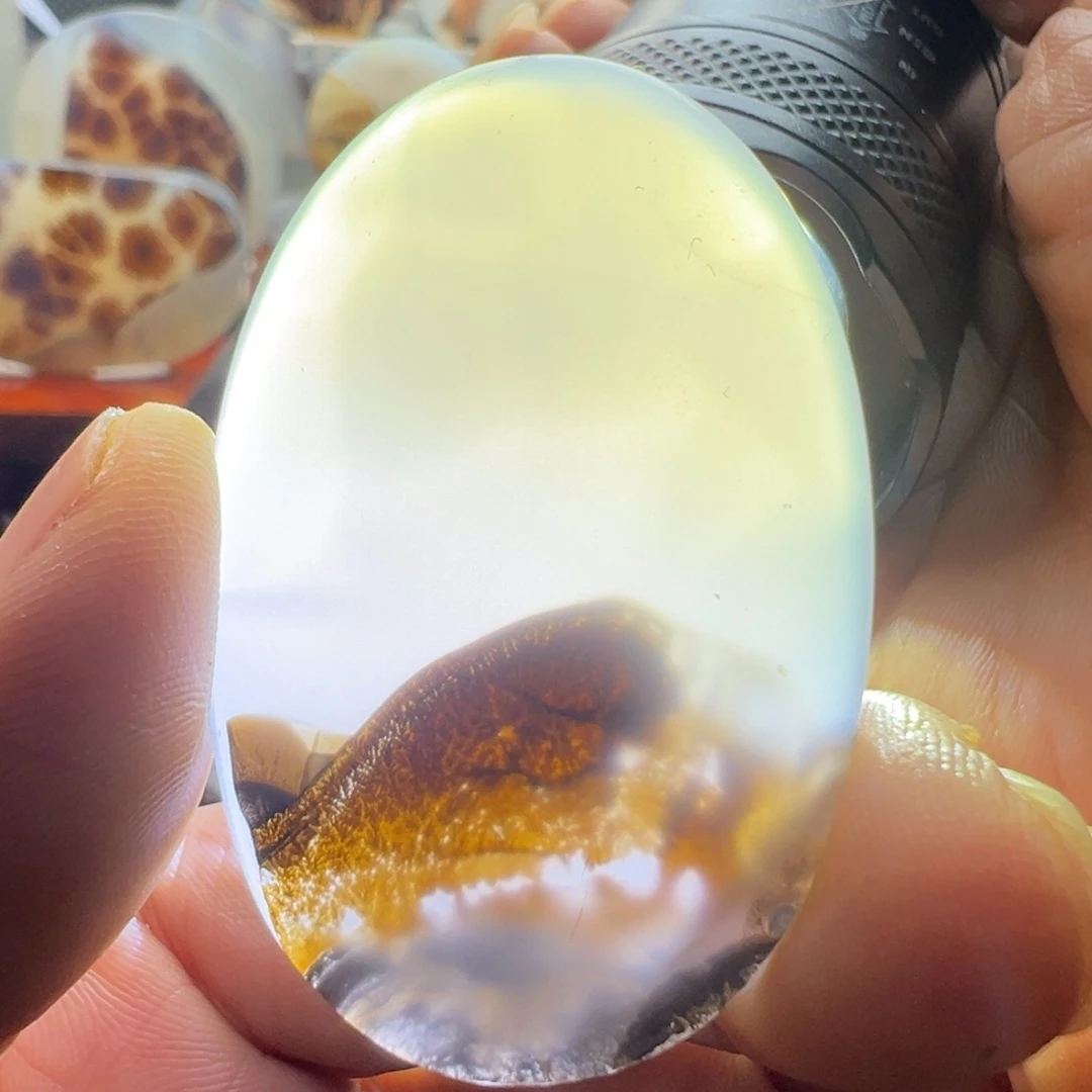 未镶嵌玛瑙/玉髓珠宝奇石