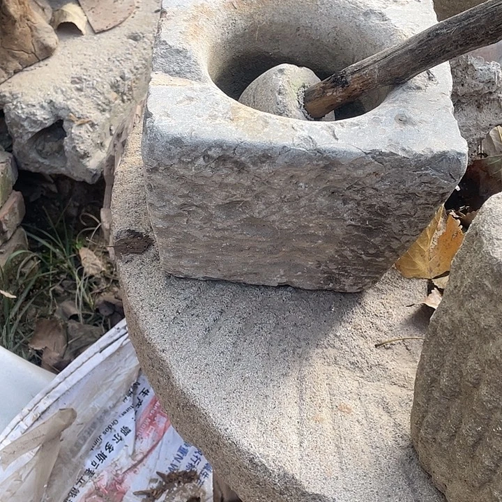 如***利老方10窝子一个带锤子