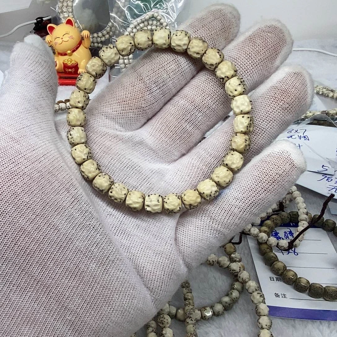 吊坠星月菩提傲然168