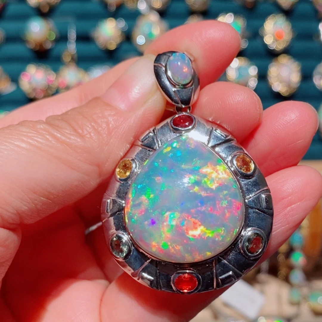 欧泊欧泊吊坠银S925镶嵌