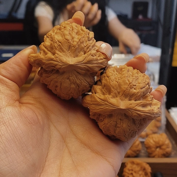 桃核吊坠全品无修41龙鼎