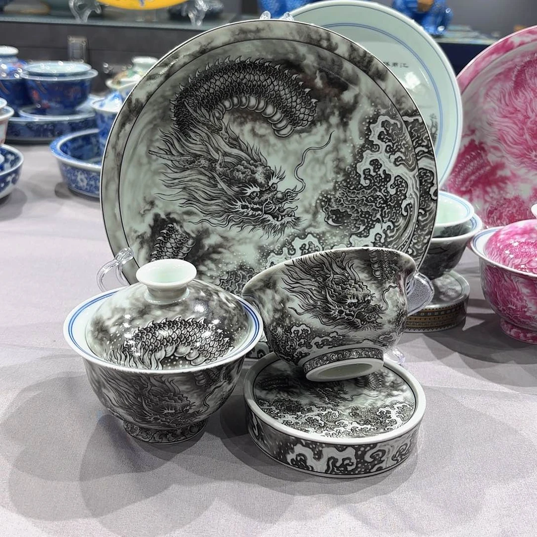 瓷片景德镇瓷器博物会玩