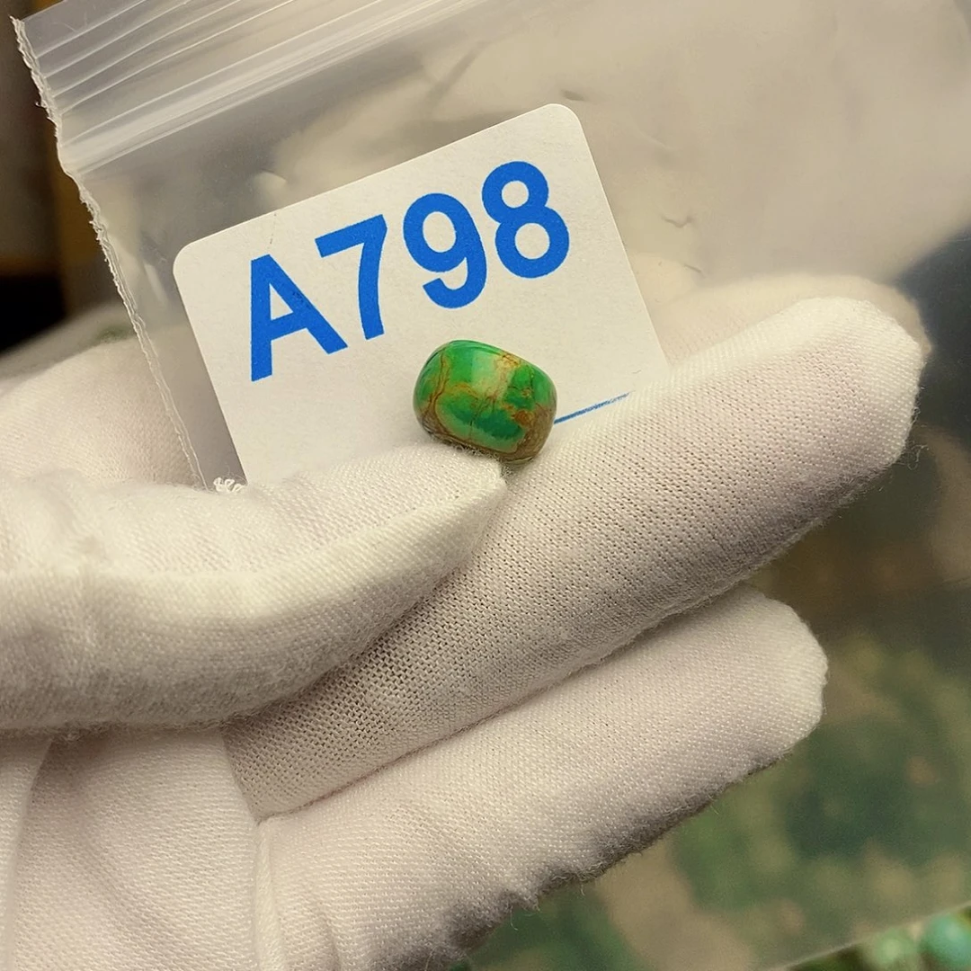 未镶嵌绿松石珠宝奇石風*唳