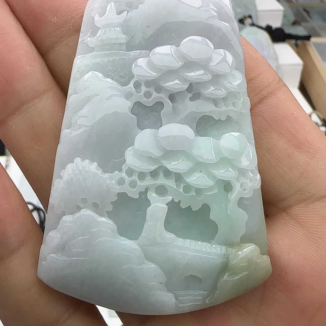 翡翠未镶嵌颈饰翡翠