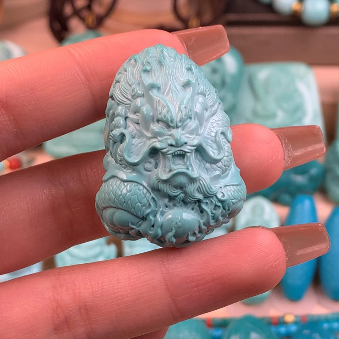 绿松石未镶嵌龙牌