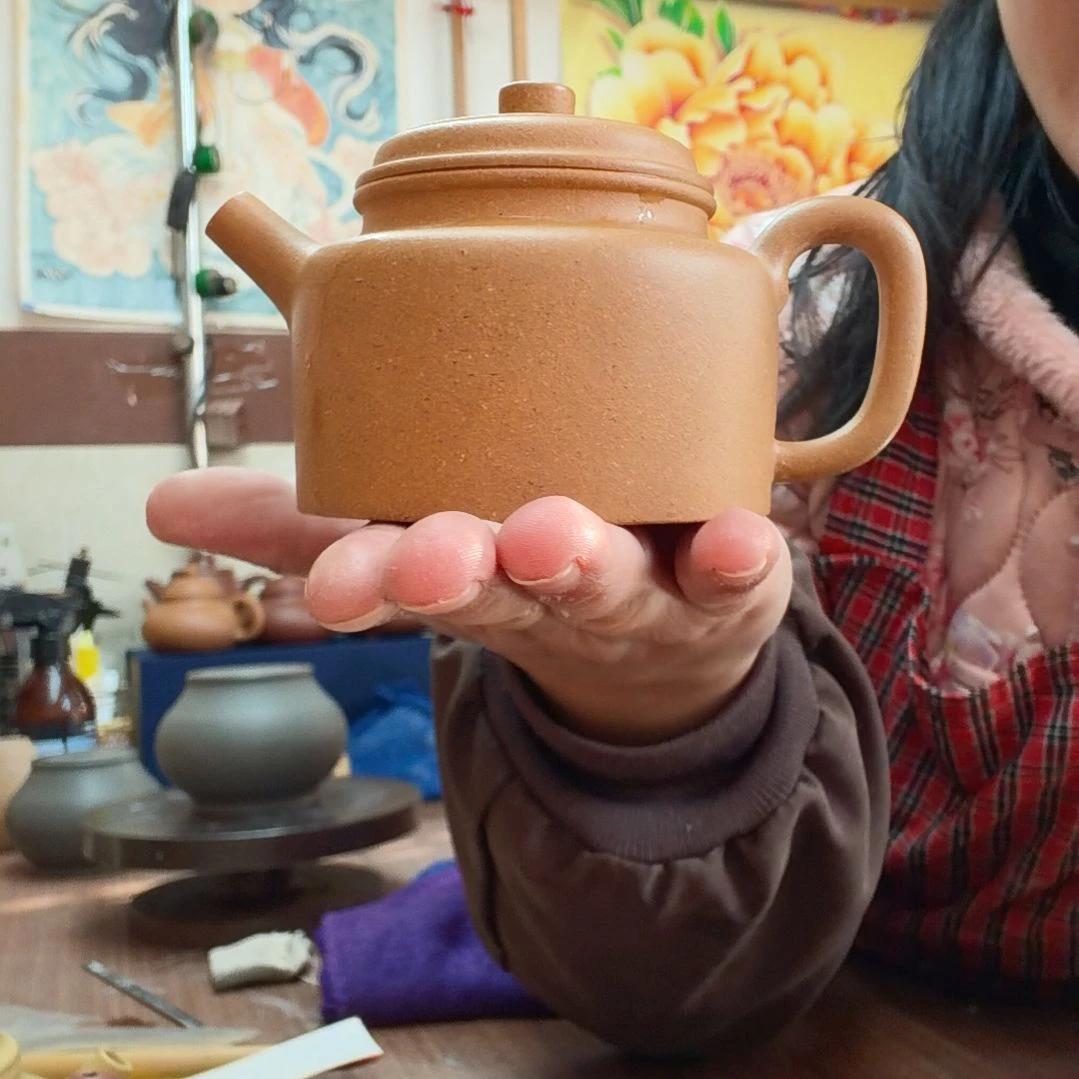 天***飞茶壶紫砂德中泥料老段泥容量220cc