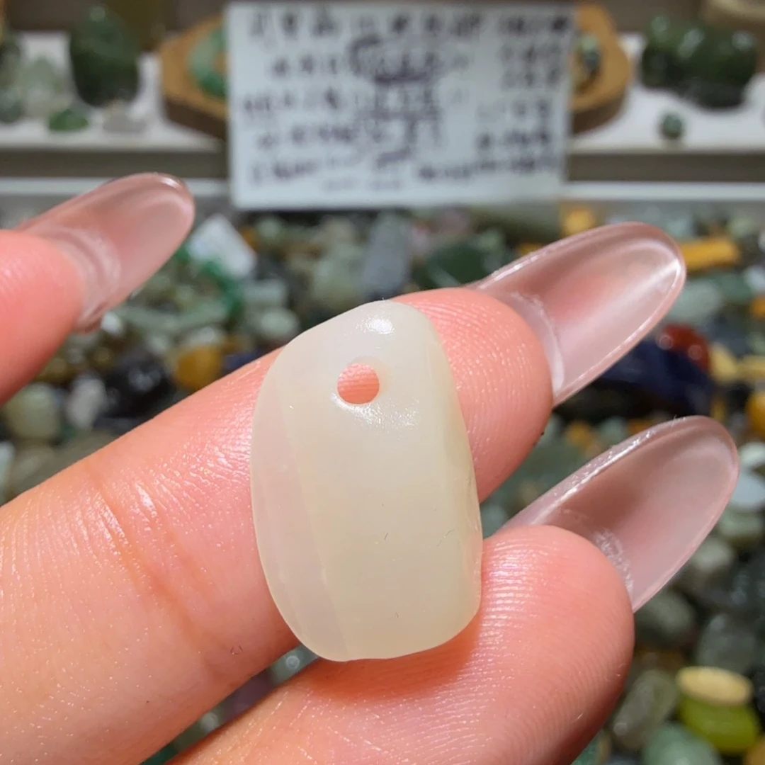 和田玉未镶嵌珠宝奇石