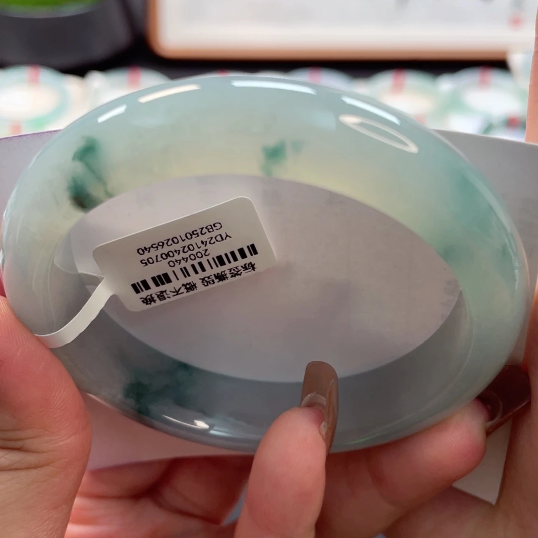 【闪购商品】翡翠手镯未镶嵌冰胶蓝飘花正圈57，6号
