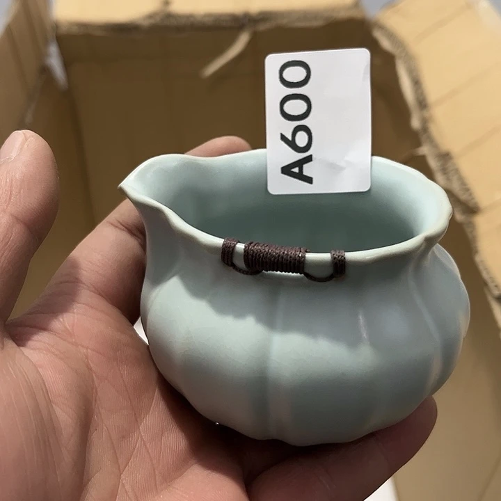梓***情茶具默认微瑕瓷器、茶具、壶、摆件，介意勿拍