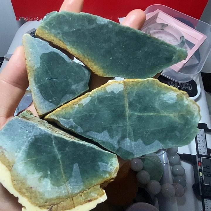 翡翠裸石翡翠毛料