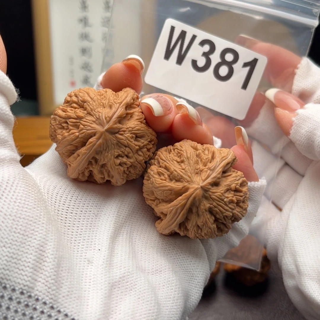 文玩核桃把件40粗筋w 381