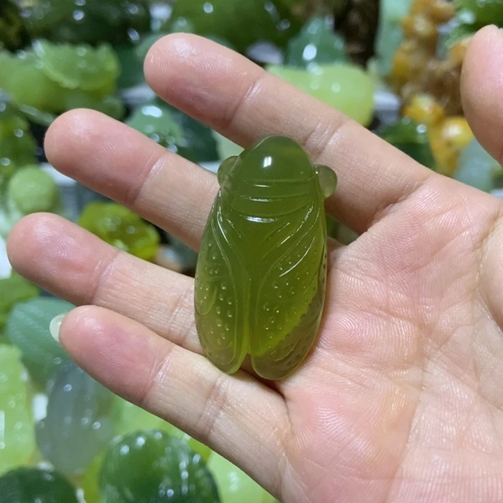 【闪购商品】未镶嵌蛇纹石玉挂件