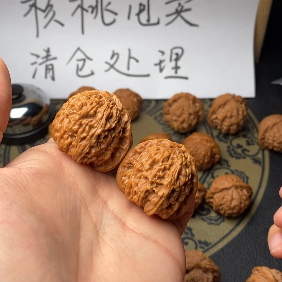 文玩核桃吊坠孤***仑白狮子36