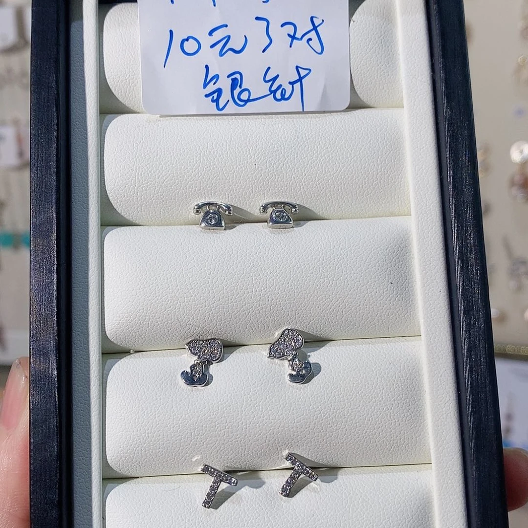 银S925镶嵌淡水珍珠耳饰