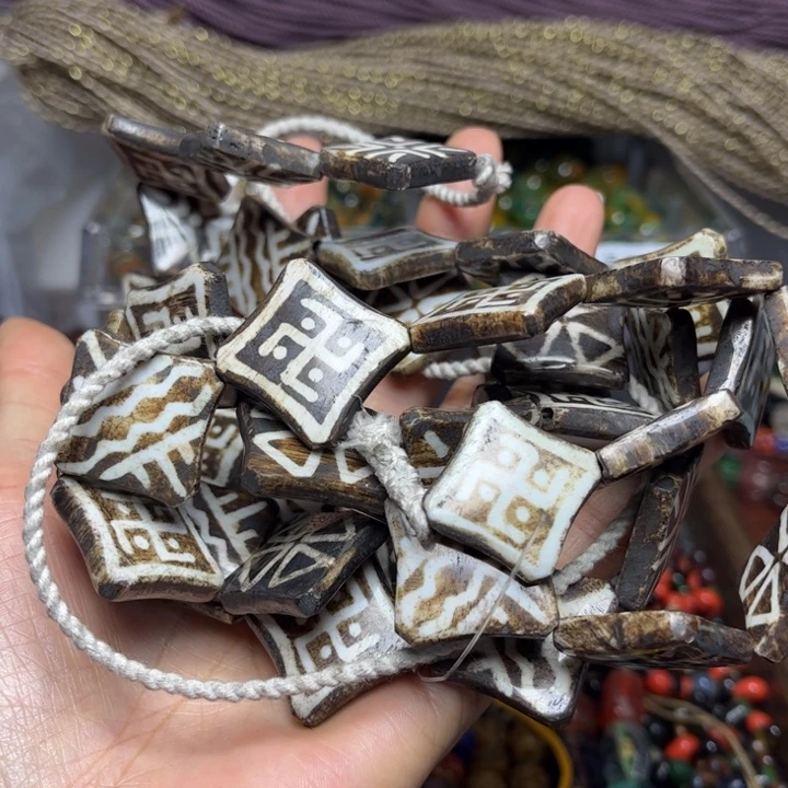 玻璃颈饰4272单珠一颗