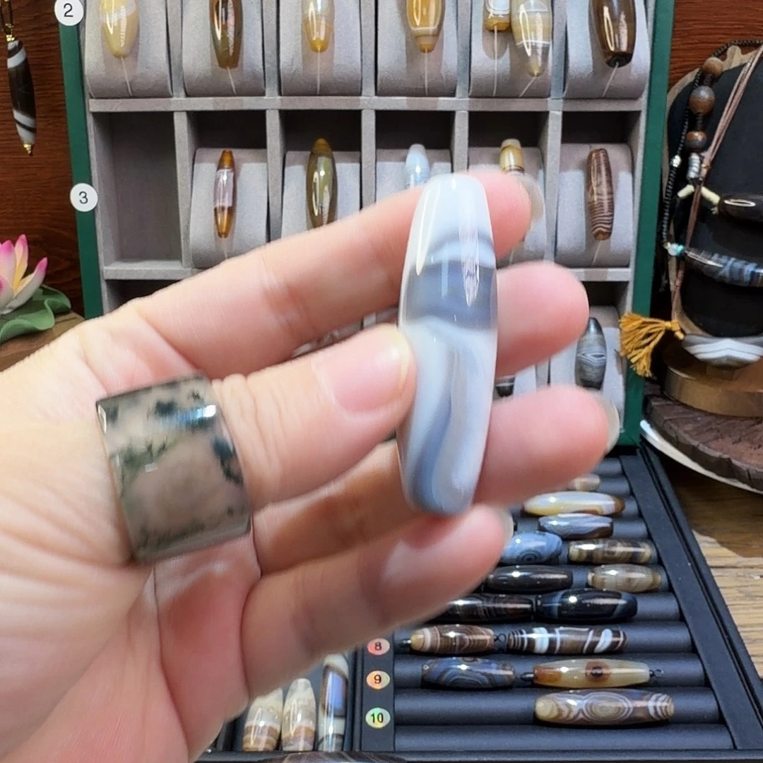 ****椒玛瑙/玉髓合金颈饰