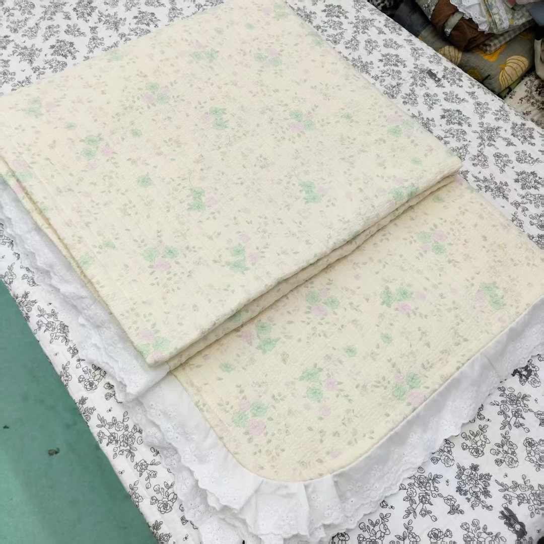 瑕疵【花边床盖】<春动萌芽-米>2X2.3m<±5cm><含花边>绗缝多功能