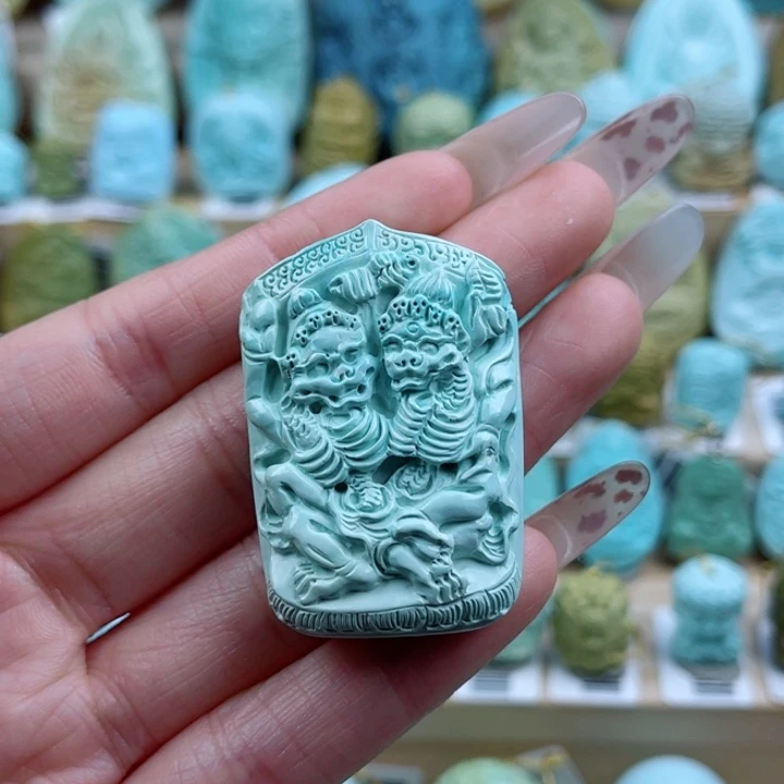 绿松石未镶嵌珠宝奇石