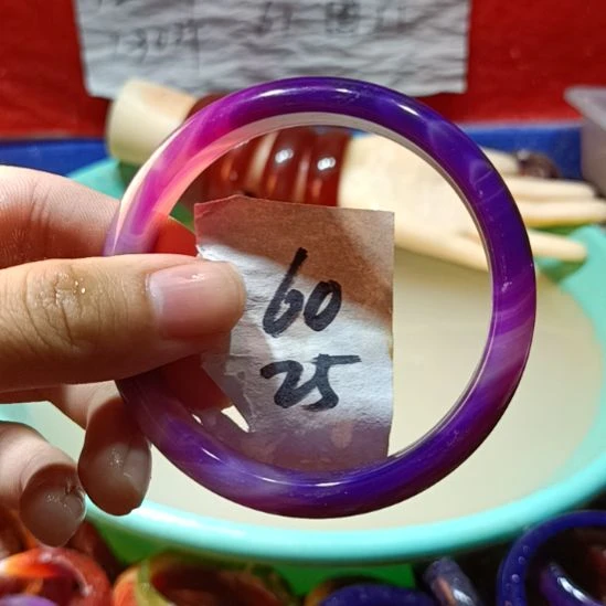 玛瑙/玉髓手镯未镶嵌