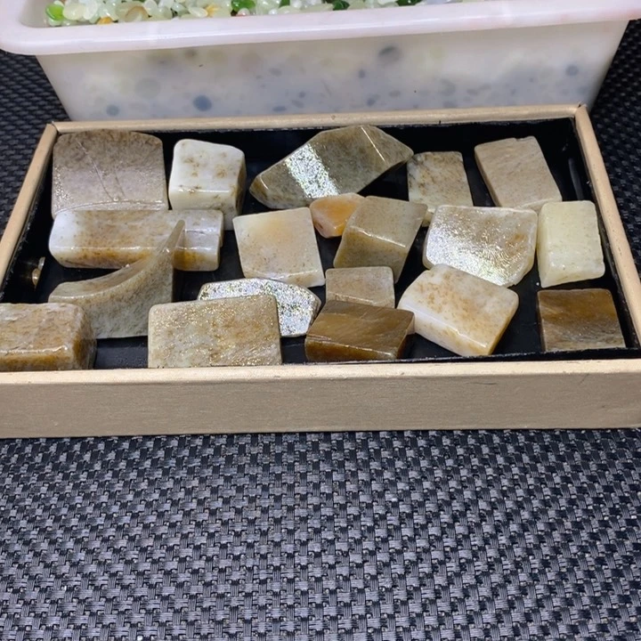 和田玉（糖玉）珠宝半成品未镶嵌