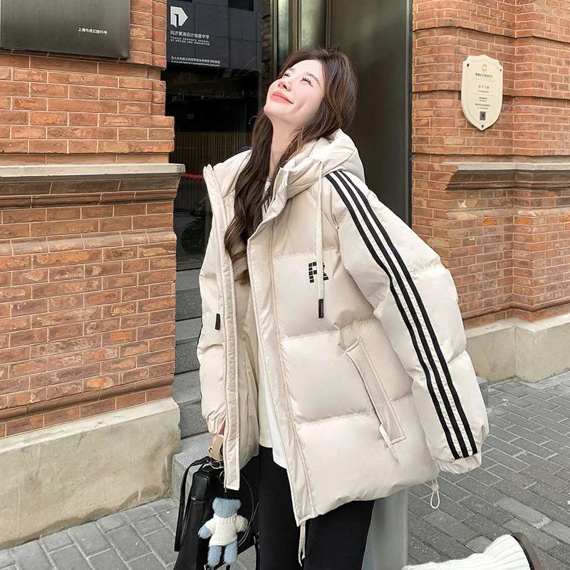 米白色连帽羽绒服女2024年冬季新款时尚休闲学院风保暖白鸭绒外套
