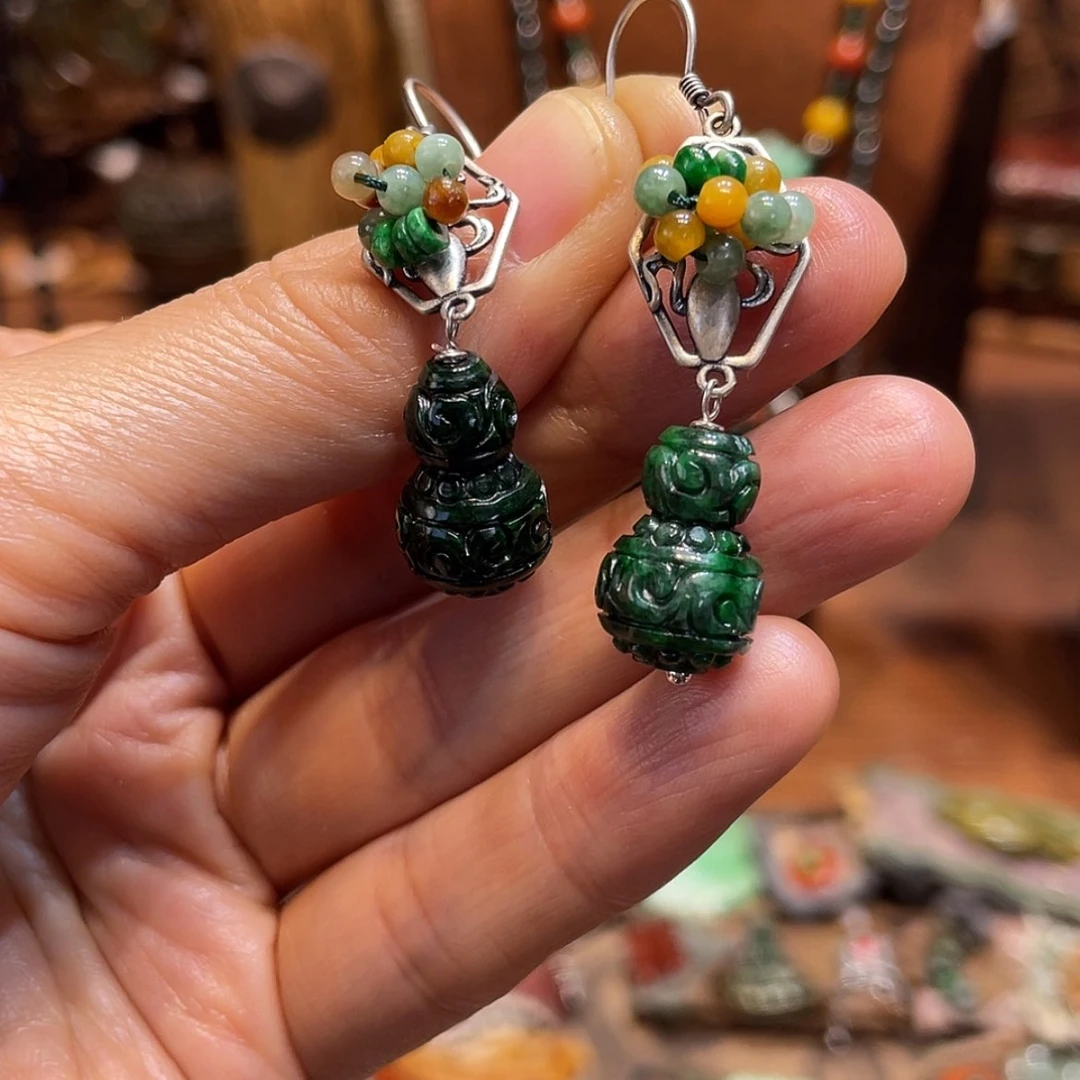 【闪购商品】吊坠(赠链)未镶嵌翡翠