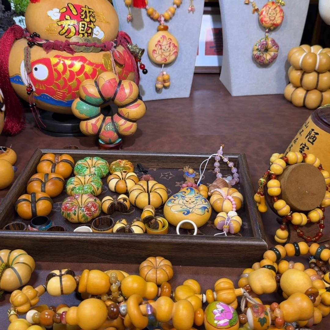 ****ゞ大叶紫檀（黑酸枝木类）