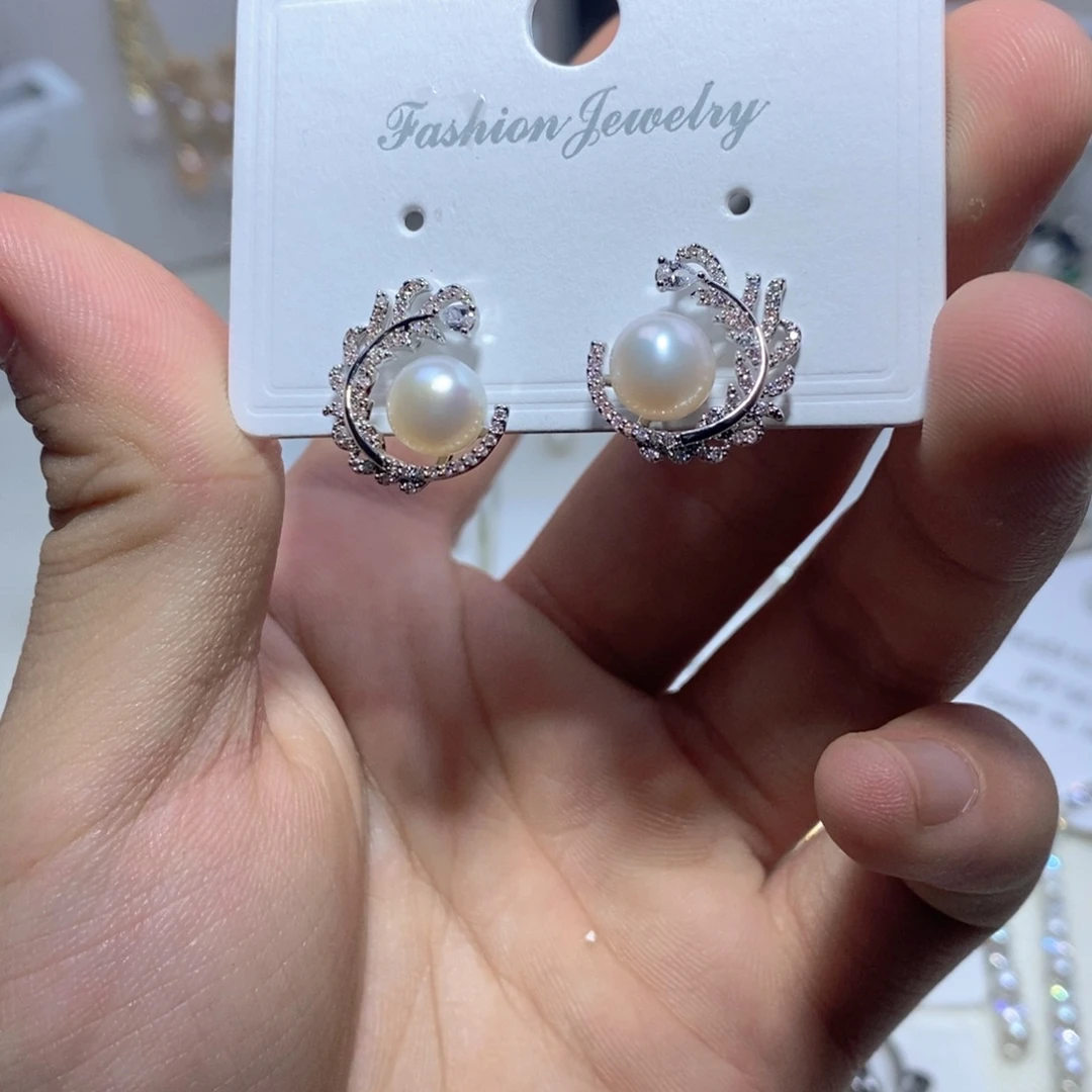 银S925镶嵌淡水珍珠耳饰