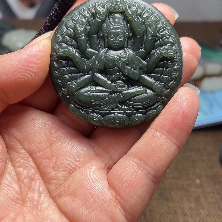 未镶嵌和田玉把件