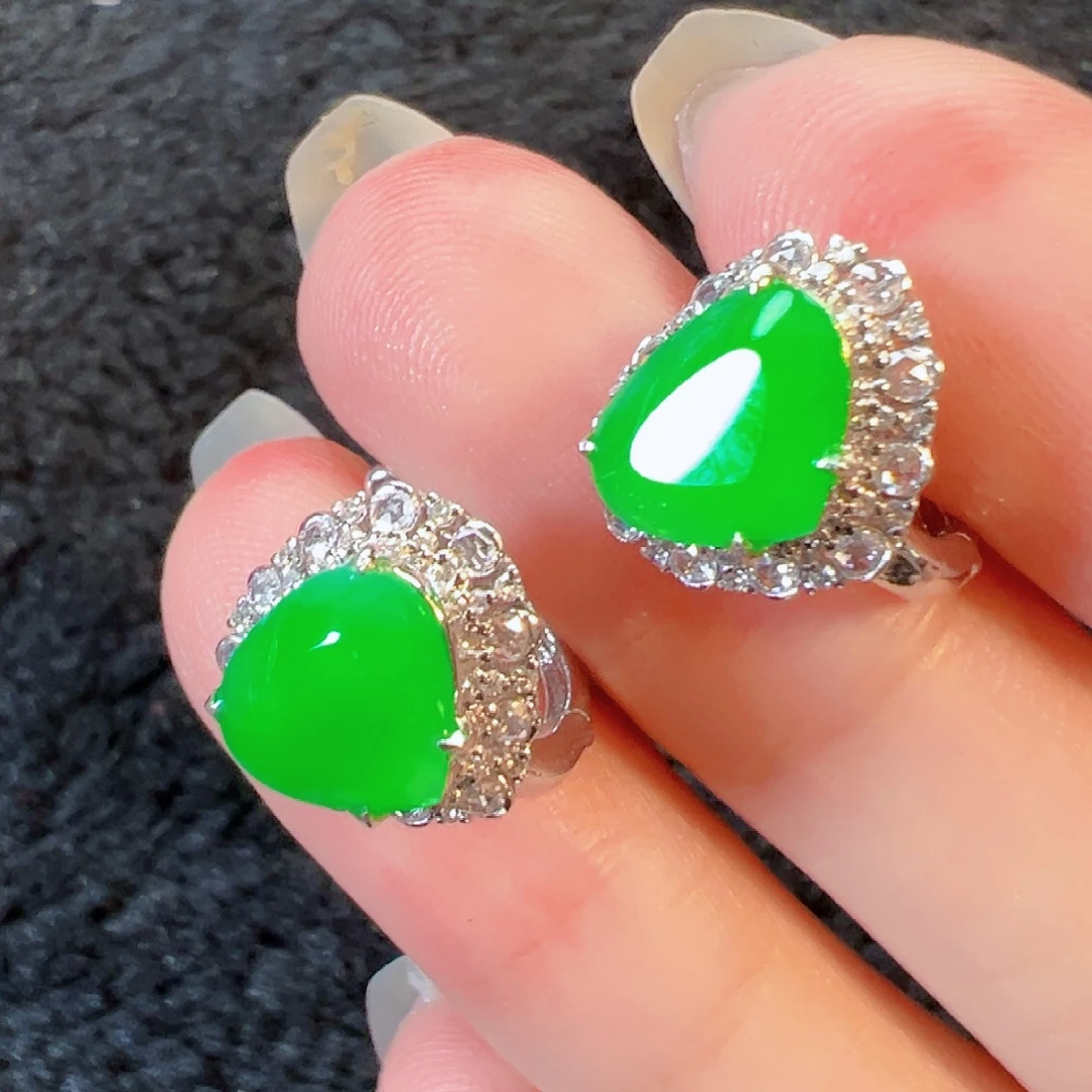 翡翠18K金镶嵌耳饰签收后24小时鉴赏期