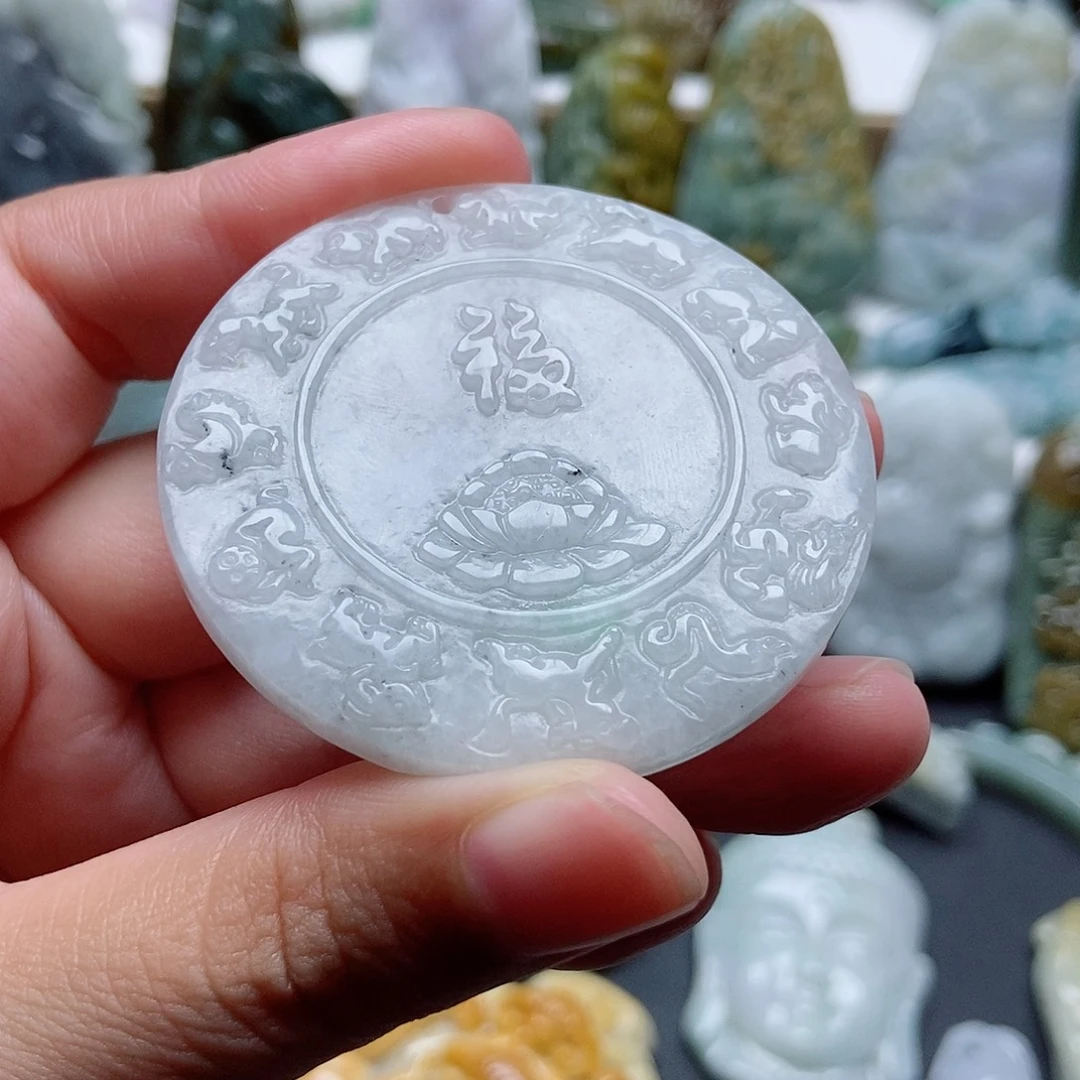 翡翠未镶嵌颈饰翡翠