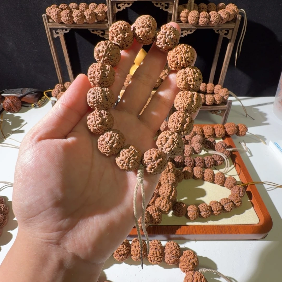 吊坠金刚菩提20尺寸蜂王超头