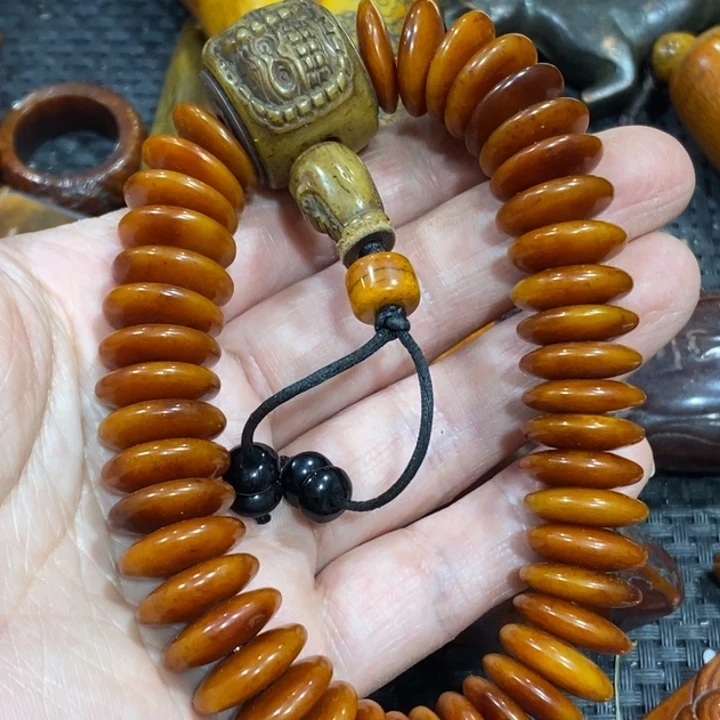 滴血莲花菩提吊坠