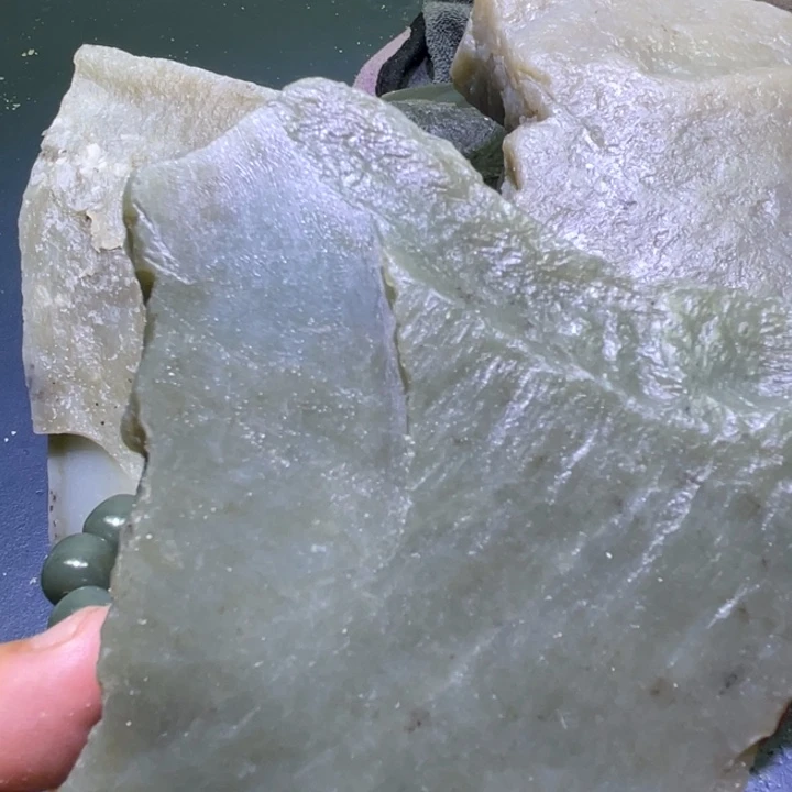 和田玉未镶嵌珠宝半成品