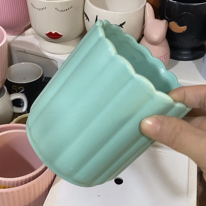 陶盆有孔 瑕疵针孔漏釉介意勿拍外口 10外高11