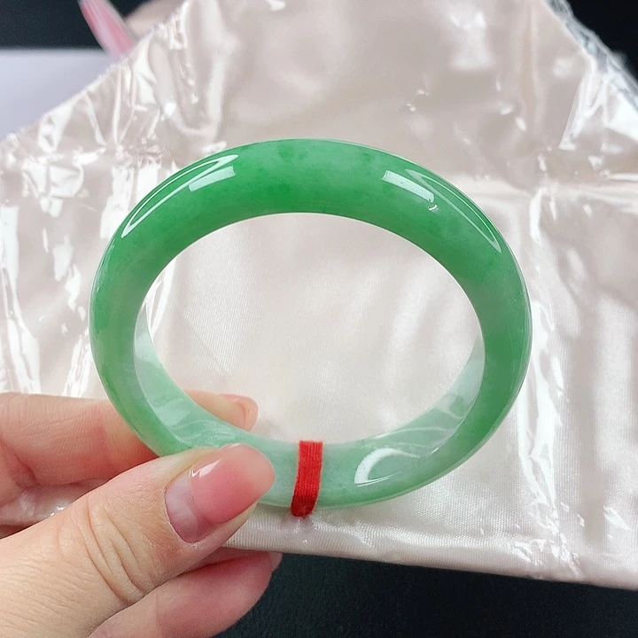 未镶嵌手镯翡翠翡翠724