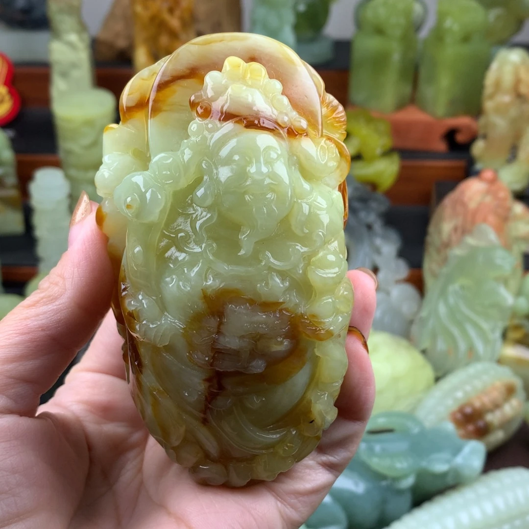 岫玉未镶嵌手把件