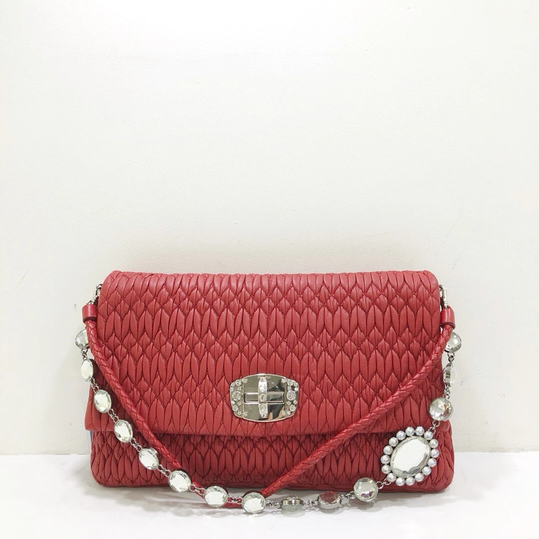 95新 MIU MIU/缪缪 红色全皮褶皱宝石链单肩腋下包
