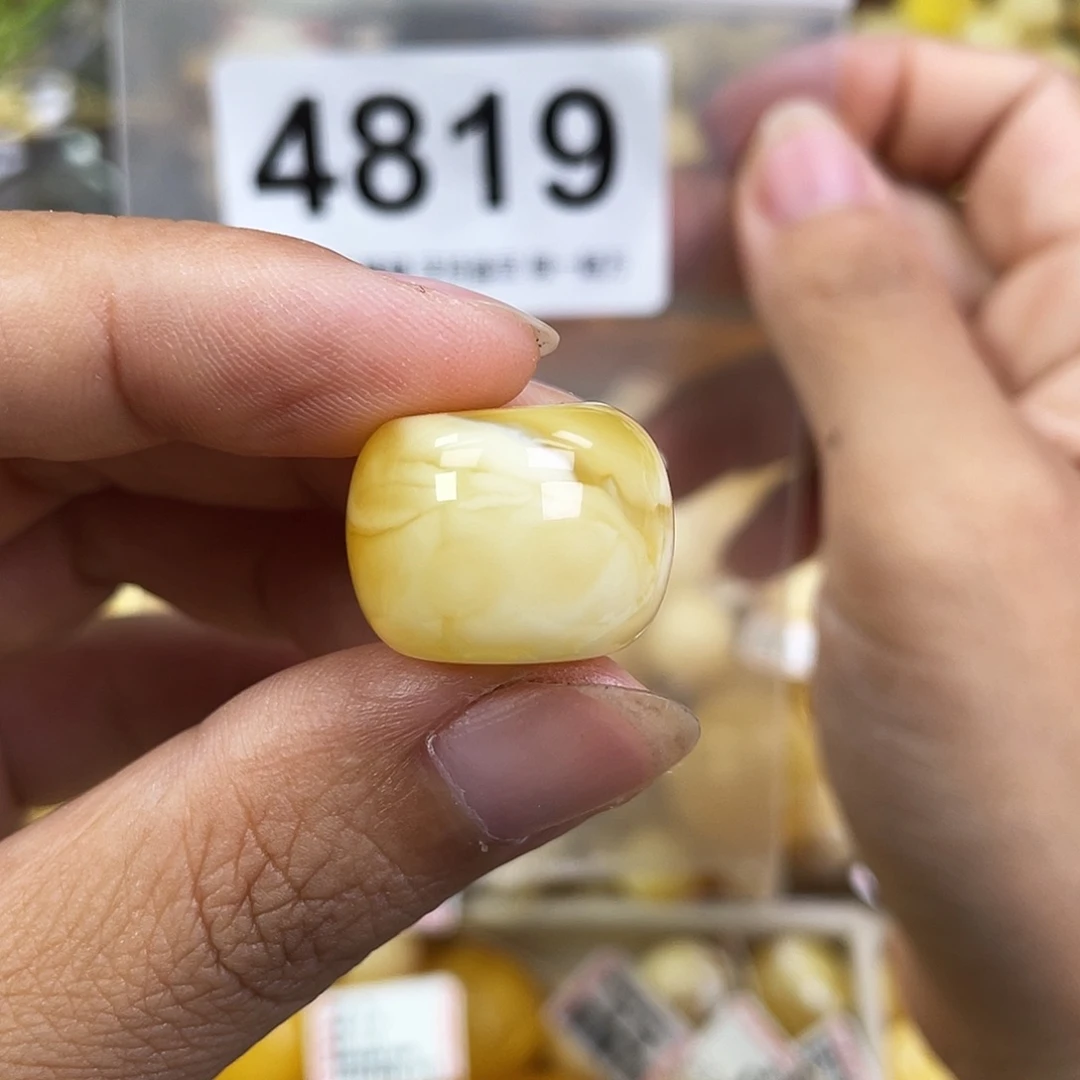 还****琥珀未镶嵌珠宝奇石18.7